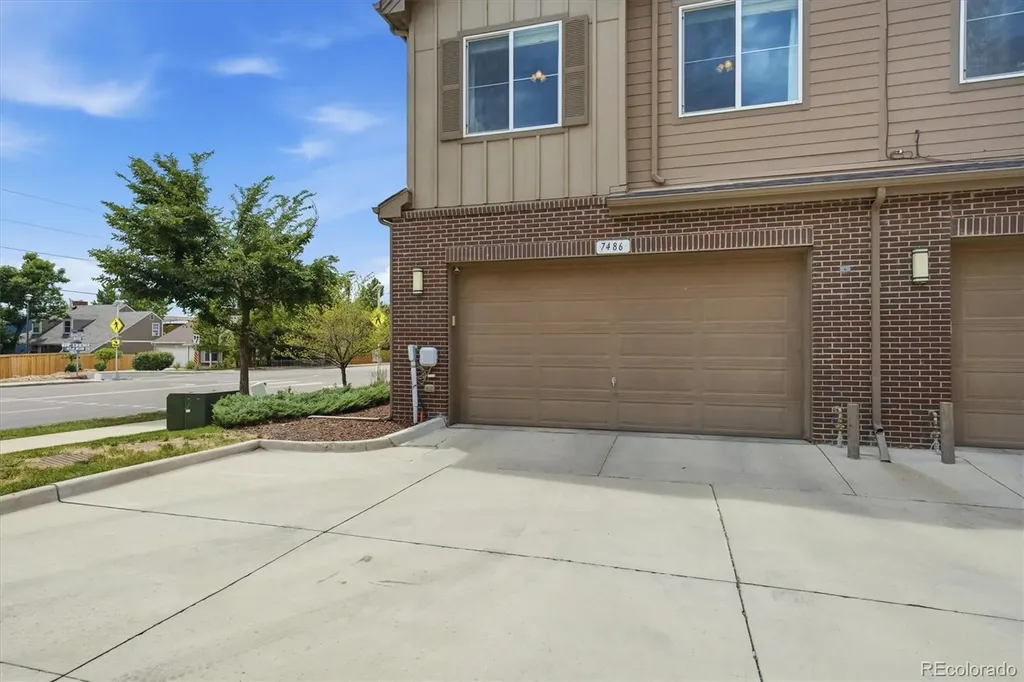 7486 S Logan Street Littleton CO 80122