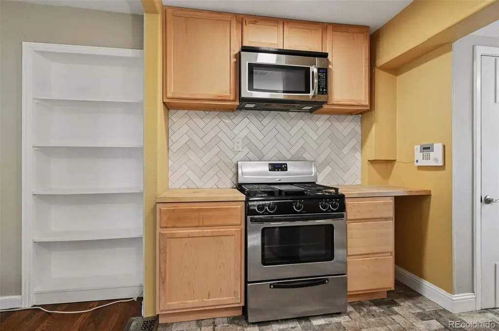1054 Leyden Street Denver CO 80220