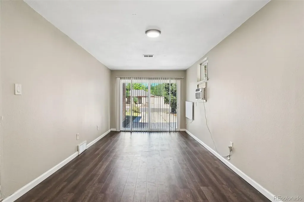 1054 Leyden Street Denver CO 80220