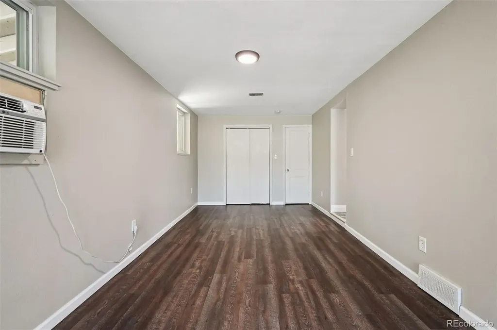 1054 Leyden Street Denver CO 80220