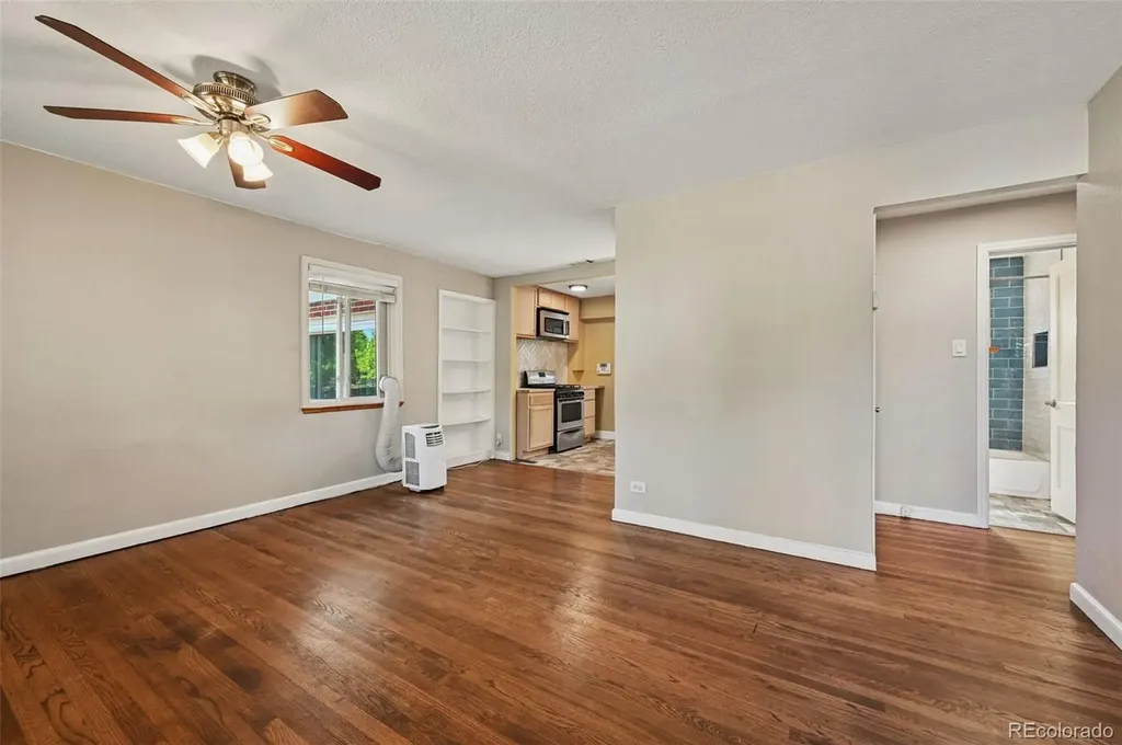 1054 Leyden Street Denver CO 80220