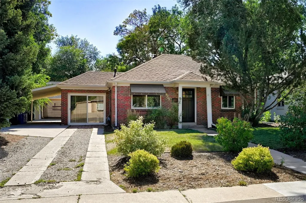 1054 Leyden Street Denver CO 80220