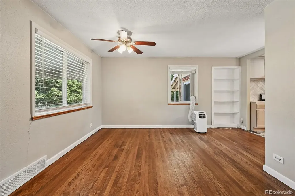 1054 Leyden Street Denver CO 80220