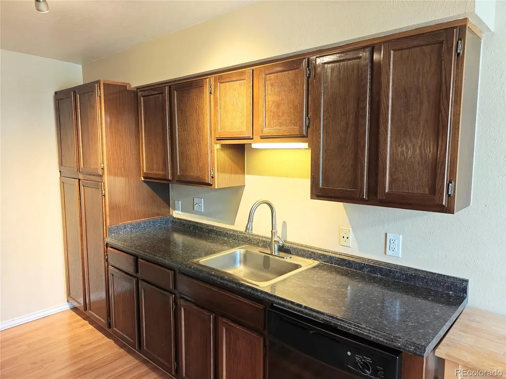 7665 E Eastman Avenue Denver CO 80231
