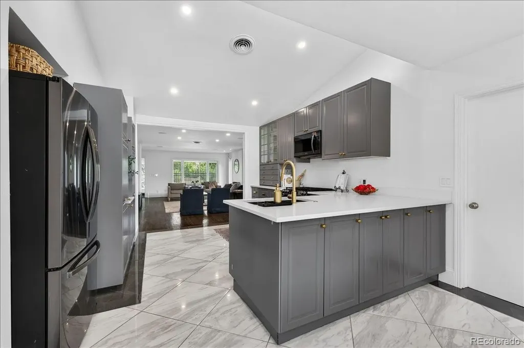 301 S Poplar Street Denver CO 80224