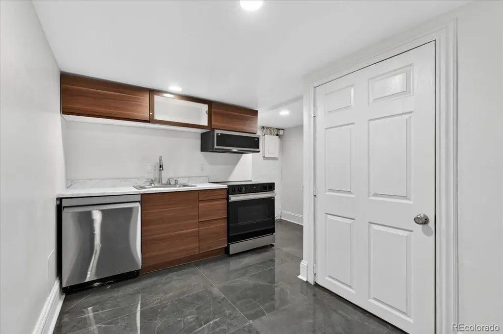 301 S Poplar Street Denver CO 80224