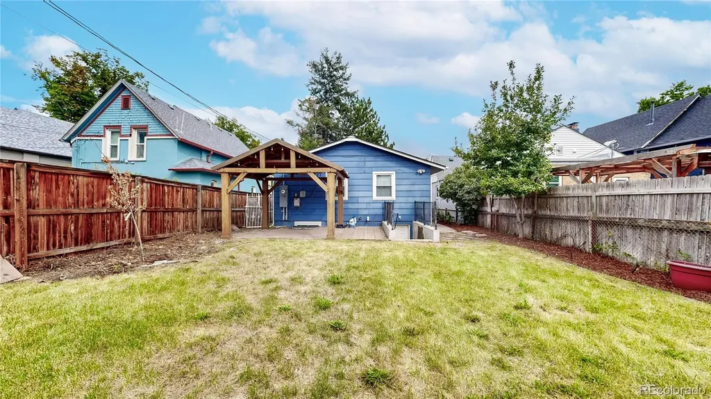 1381 Osceola Street Denver CO 80204