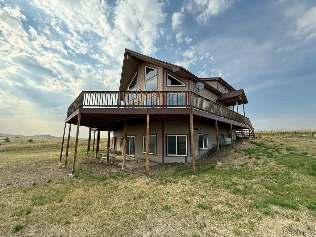 22500 Cow Circle Ramah CO 80832