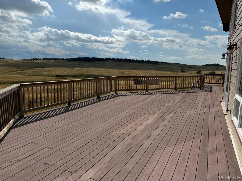 22500 Cow Circle Ramah CO 80832