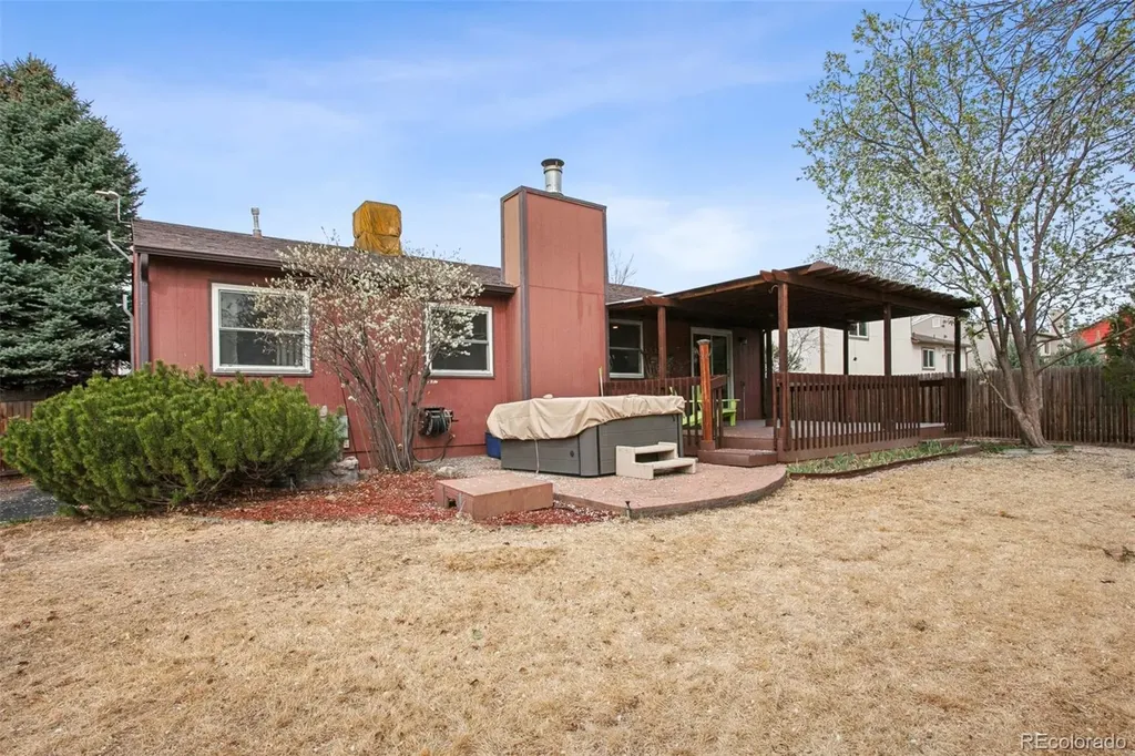 2454 Tulip Street Longmont CO 80501