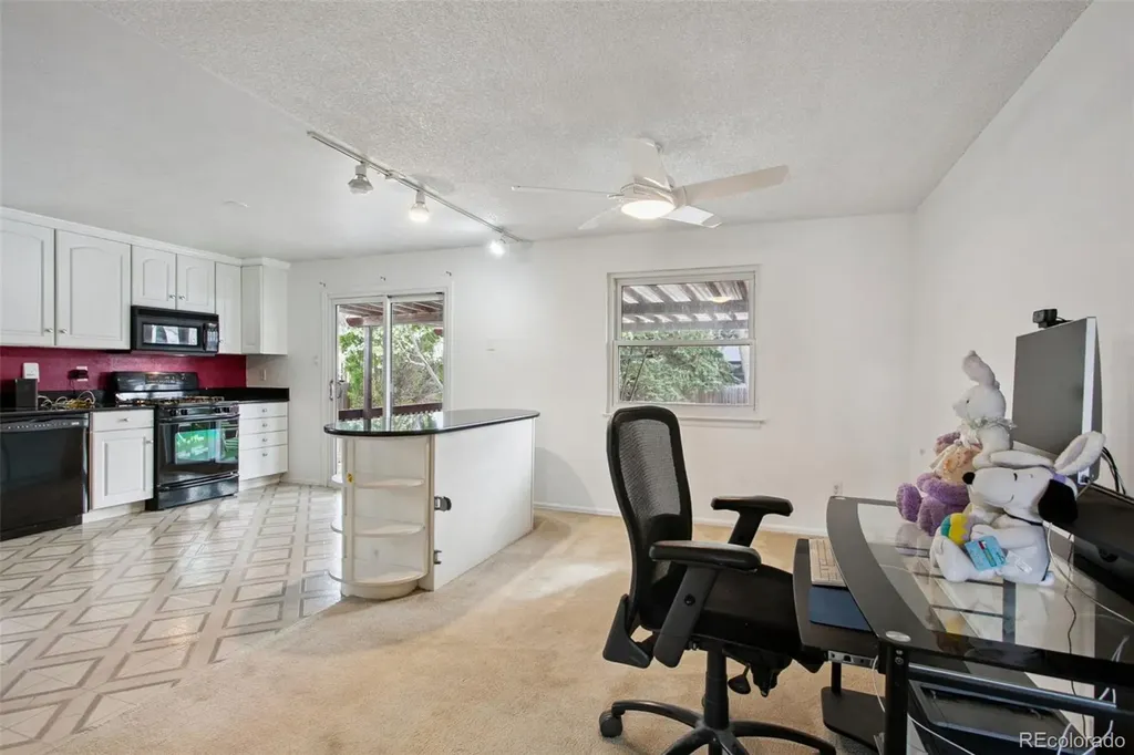 2454 Tulip Street Longmont CO 80501