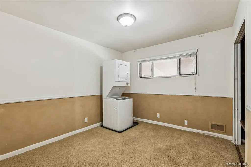 7798 Quivas Street Denver CO 80221