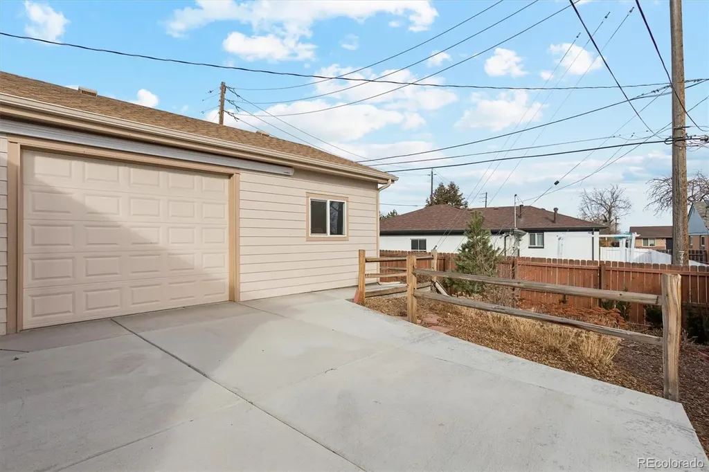 7798 Quivas Street Denver CO 80221