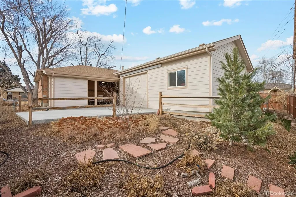 7798 Quivas Street Denver CO 80221