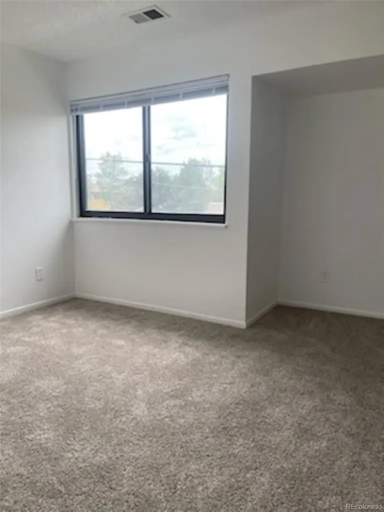 912 S Peoria Street Aurora CO 80012