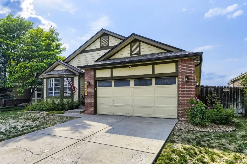 19091 E Chenango Circle Aurora CO 80015