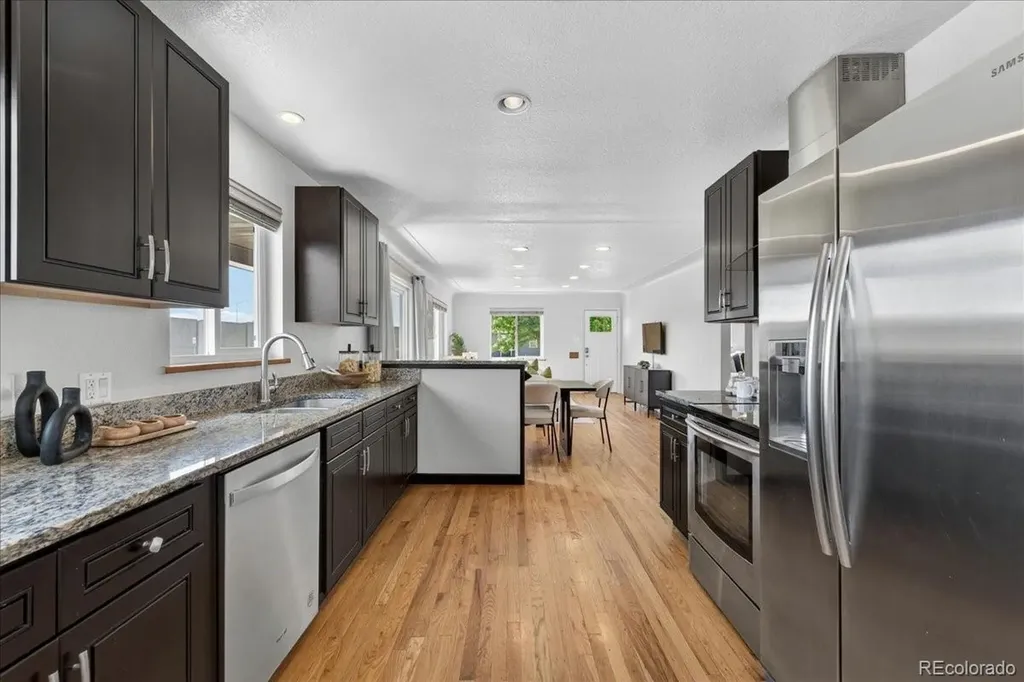 4800 Knox Court Denver CO 80221