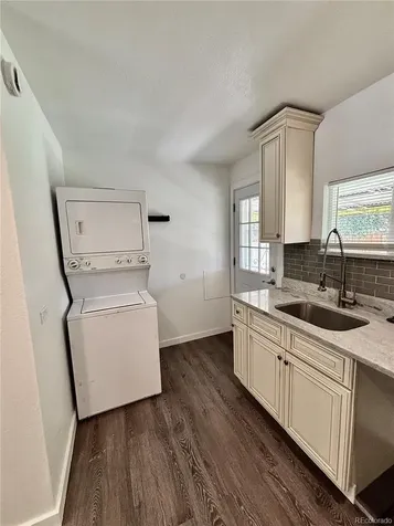 1934 Kenton Street Aurora CO 80010