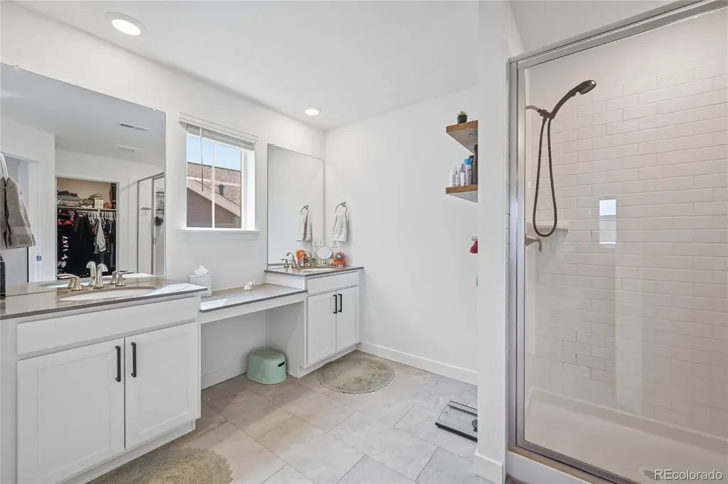 24465 E Evans Drive Aurora CO 80018