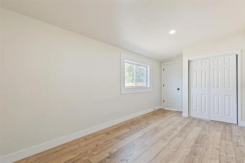 1657 Macon Street Aurora CO 80010