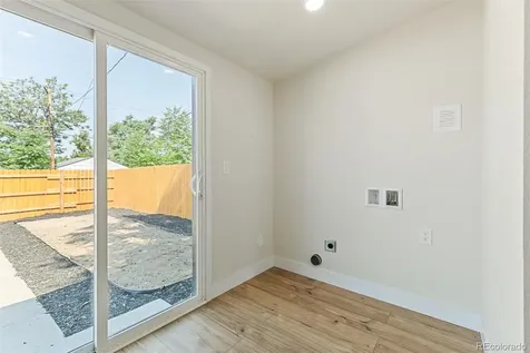 1657 Macon Street Aurora CO 80010