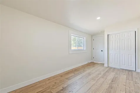1657 Macon Street Aurora CO 80010
