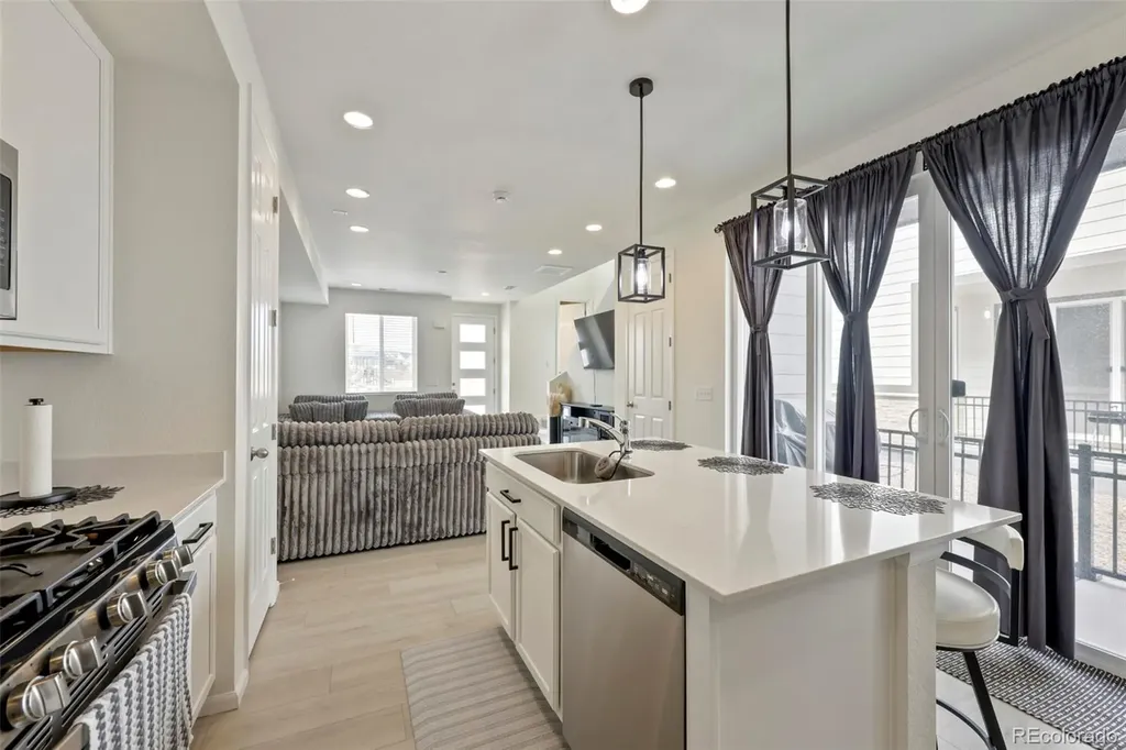 21143 E 67th Avenue Aurora CO 80019