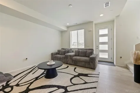 21143 E 67th Avenue Aurora CO 80019