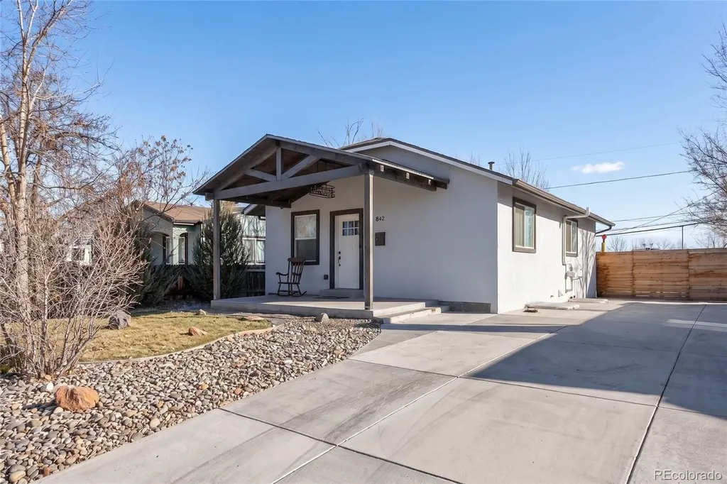 842 Grove Street Denver CO 80204