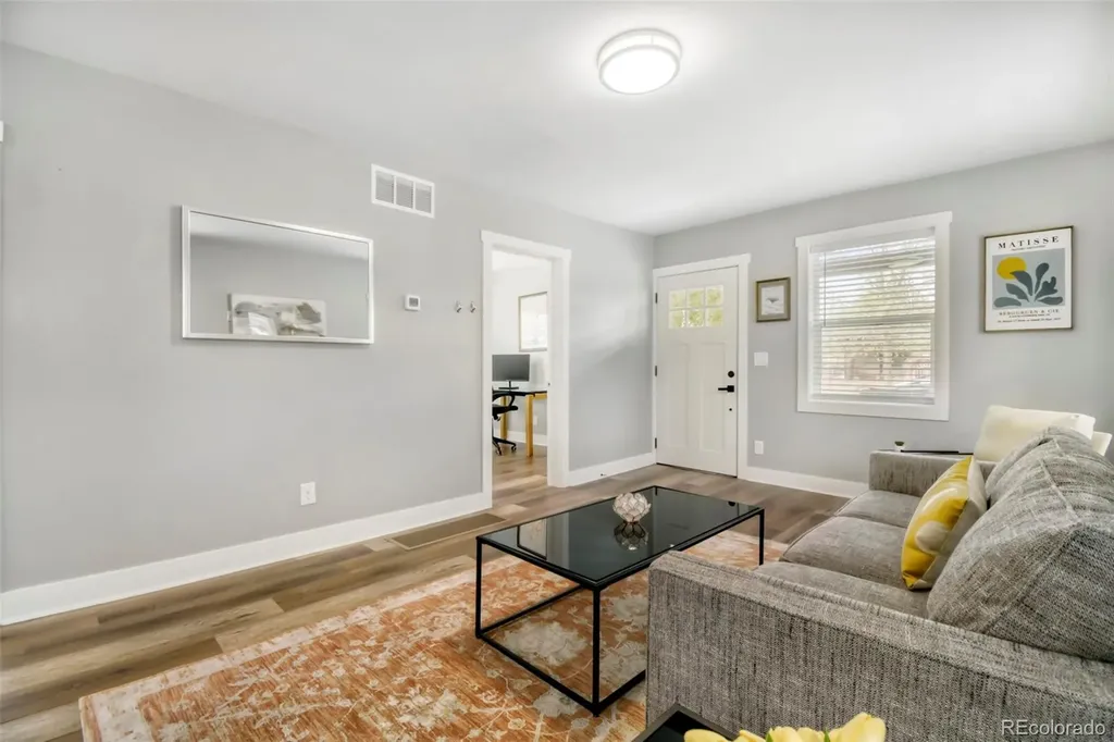 842 Grove Street Denver CO 80204