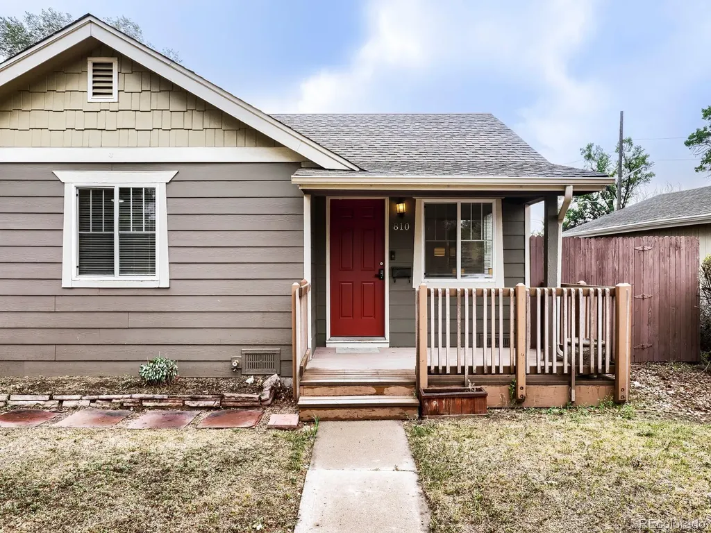 810 Oswego Street Aurora CO 80010