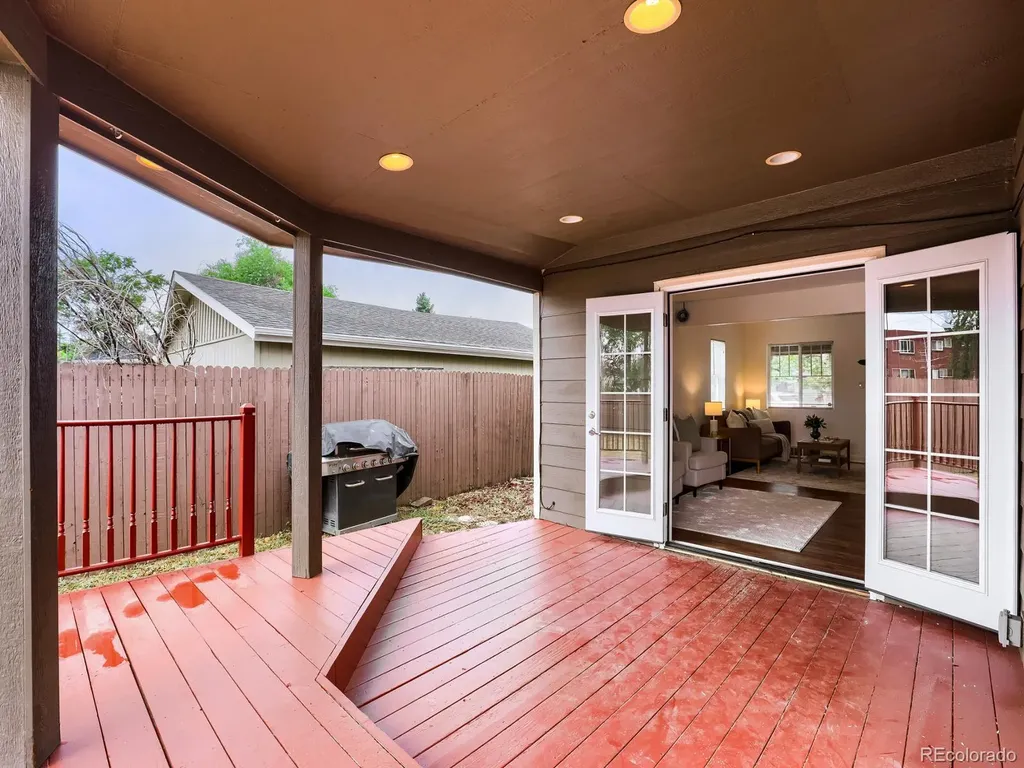 810 Oswego Street Aurora CO 80010