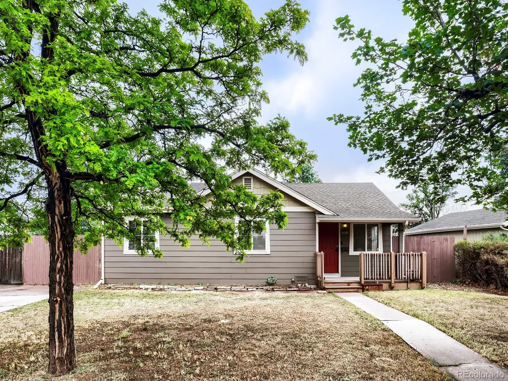 810 Oswego Street Aurora CO 80010