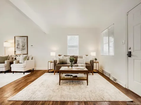 810 Oswego Street Aurora CO 80010