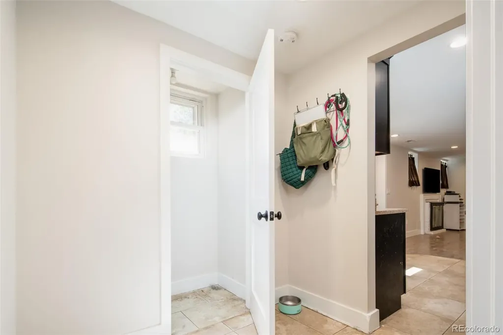 3435 W Hayward Place Denver CO 80211