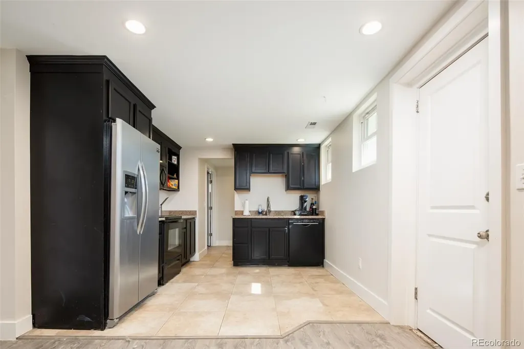3435 W Hayward Place Denver CO 80211
