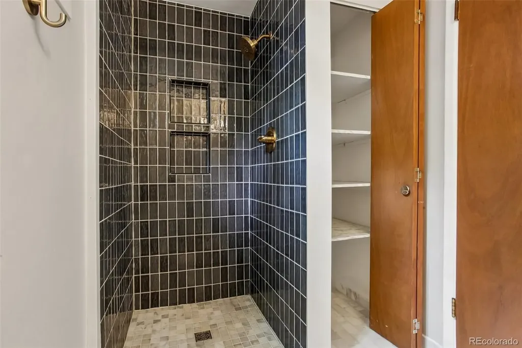 6704 E Vassar Avenue Denver CO 80224