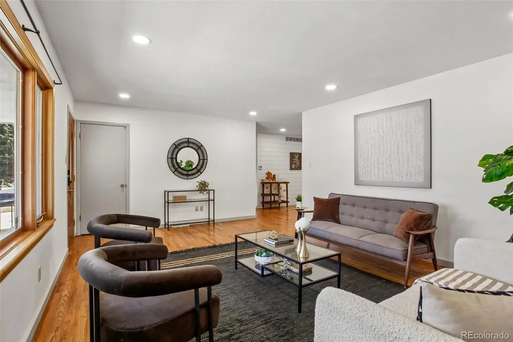 6704 E Vassar Avenue Denver CO 80224