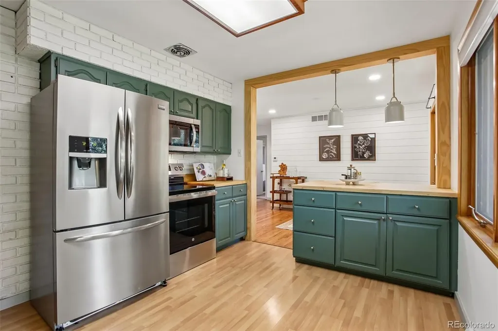 6704 E Vassar Avenue Denver CO 80224