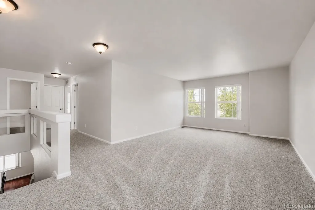 19034 Burlington Place Denver CO 80249