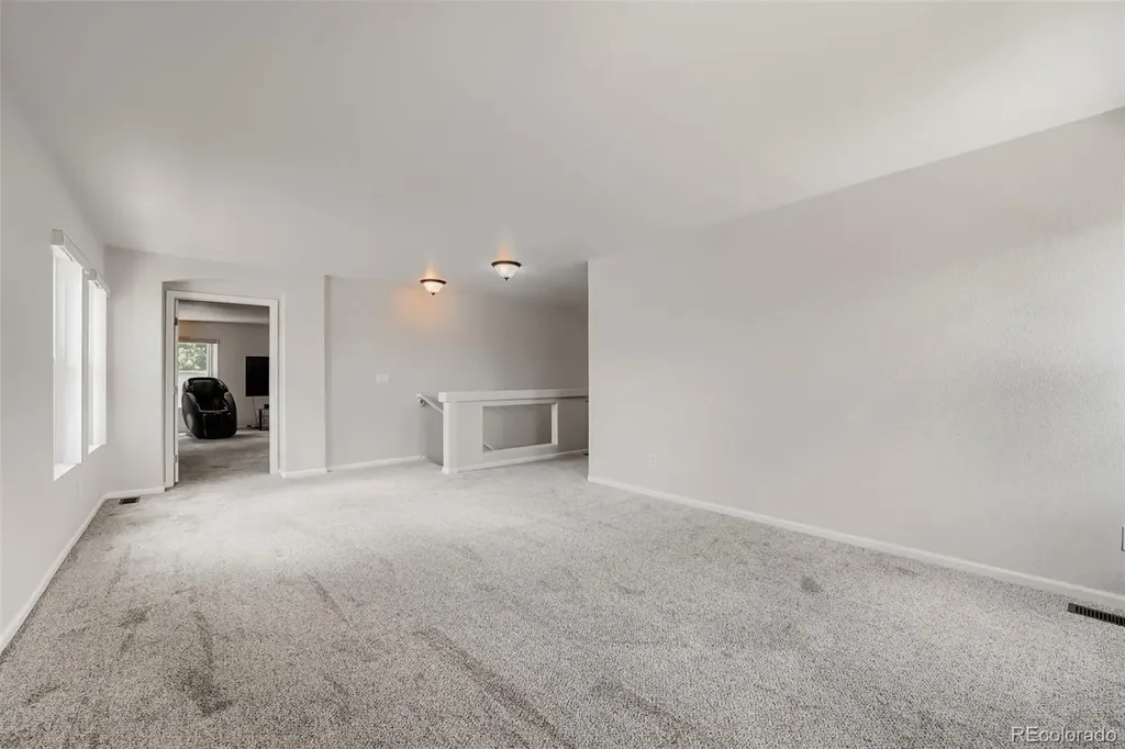 19034 Burlington Place Denver CO 80249