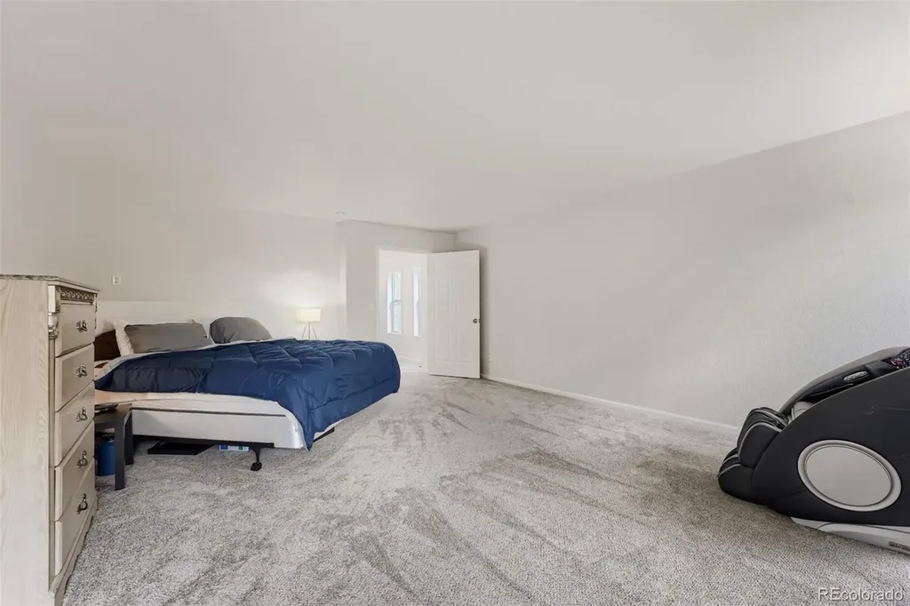 19034 Burlington Place Denver CO 80249