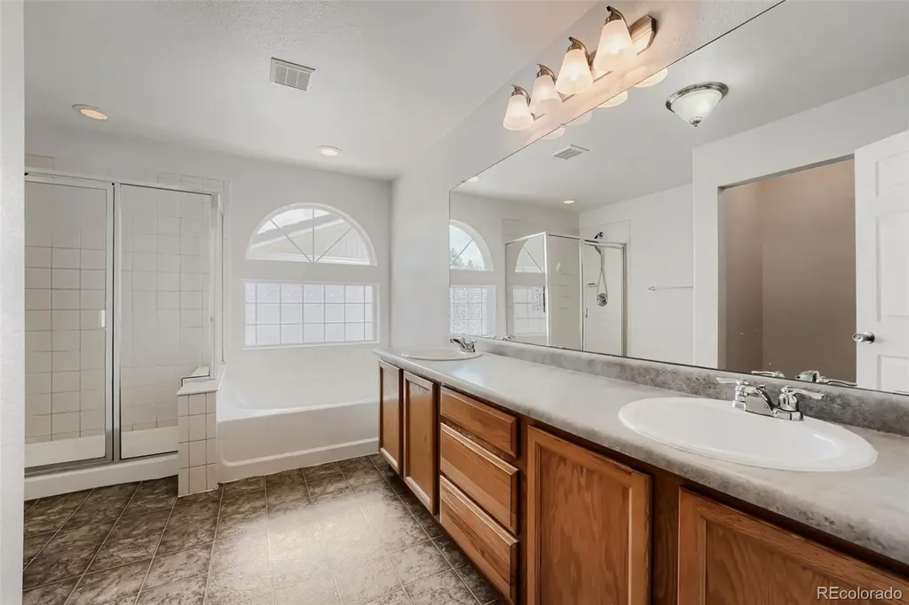 19034 Burlington Place Denver CO 80249