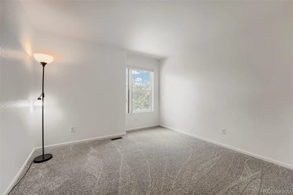 19034 Burlington Place Denver CO 80249
