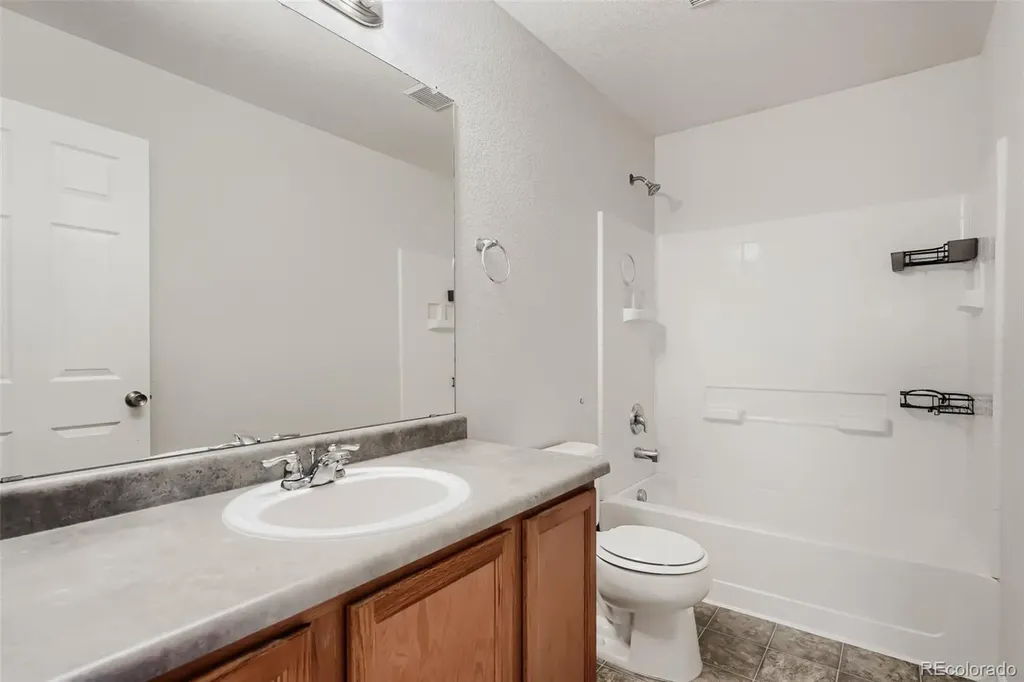 19034 Burlington Place Denver CO 80249