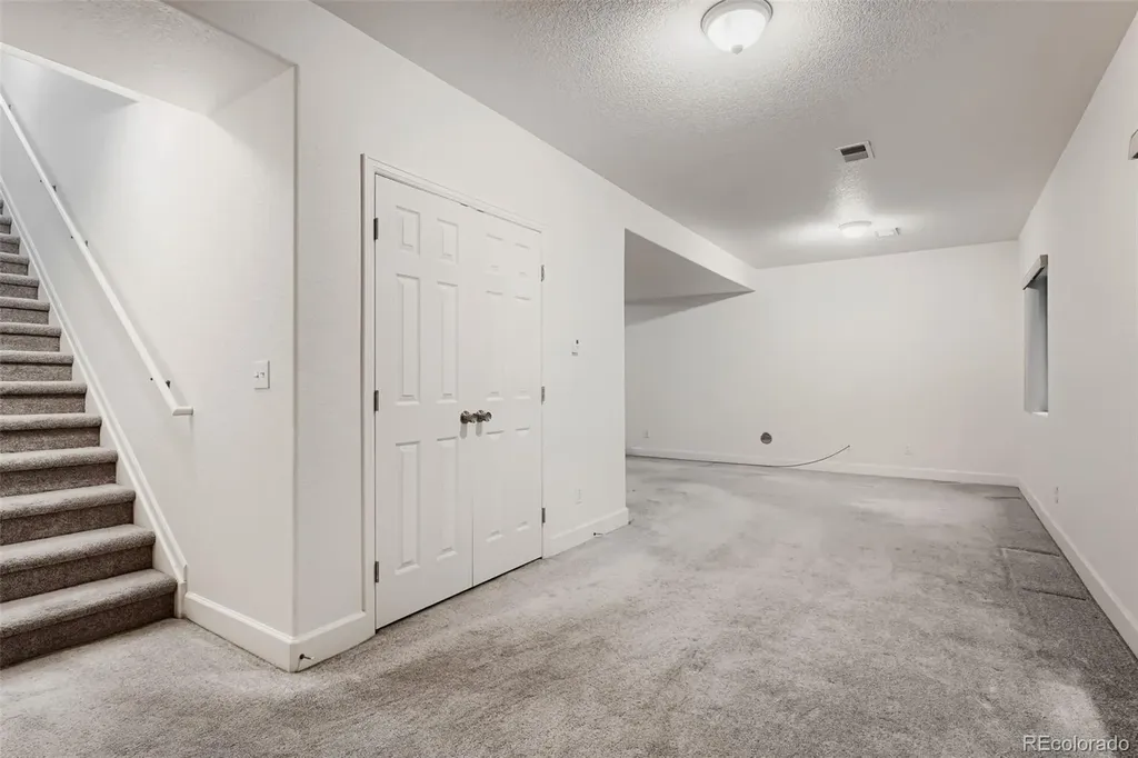 19034 Burlington Place Denver CO 80249
