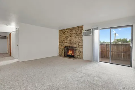 381 S Ames Street Lakewood CO 80226
