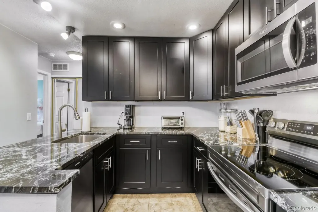 5123 W 73rd Avenue Westminster CO 80030