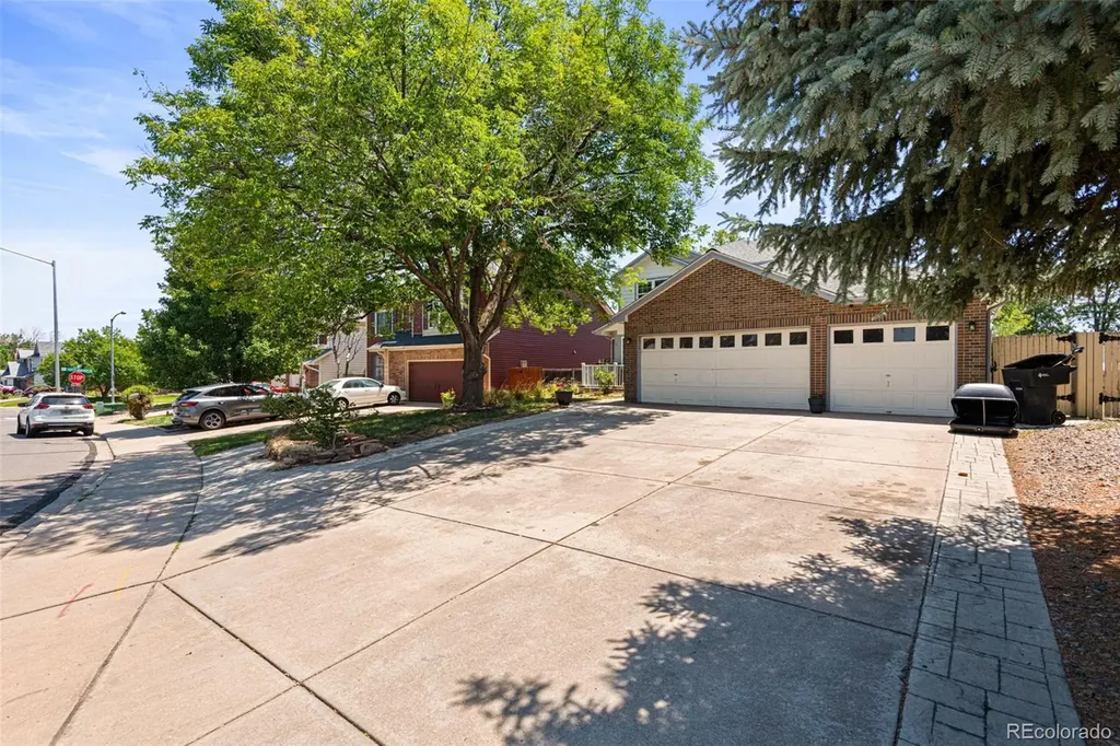 3084 Signal Creek Boulevard Thornton CO 80241