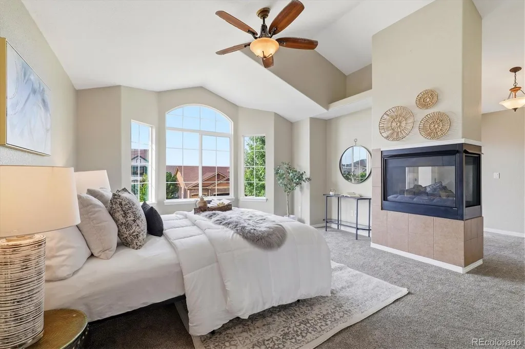 5507 Mustang Drive Longmont CO 80504